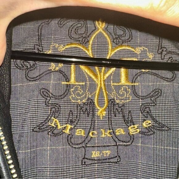 for @tracyxoclothes Mackage size XS - Picture 9 of 13